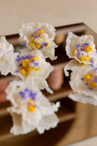 Rice chip with cod tartare - Image 2