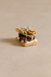 Enoki & black garlic tartlet - Image 3