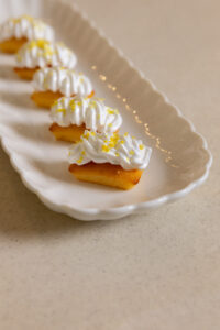 Lemon mini cake with meringue - Image 2